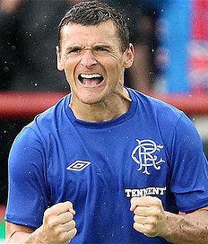 Lee McCulloch. Spent the summer doing boxing training. Safe to assume John Terry would stay away from his wife.